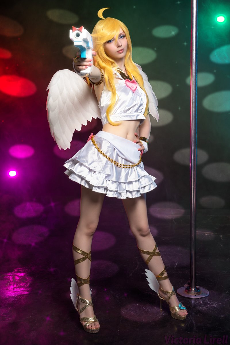 VictoriaLirell's tweet image. This is Panty that I made a long time ago. It&apos;s a small rework for the release of the second season. I wonder if I should do it again 🤔
