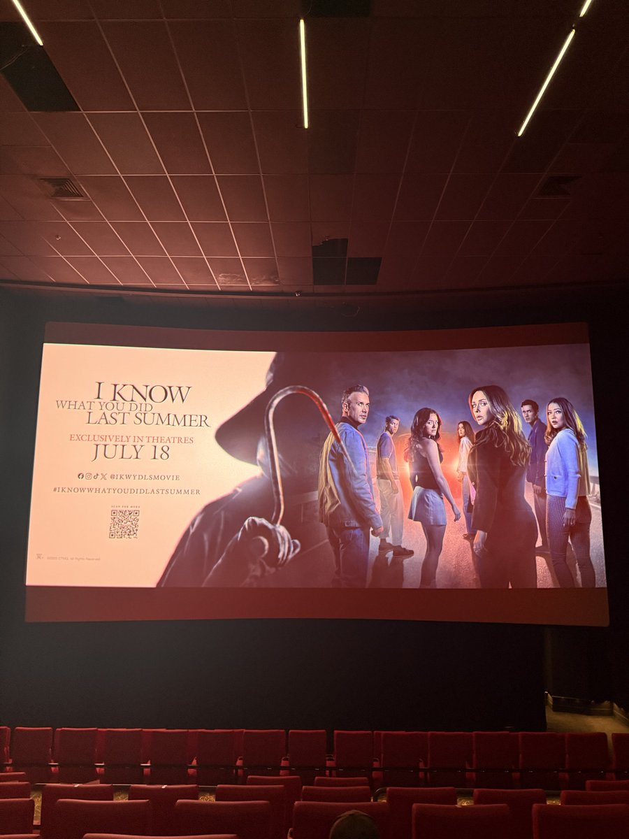 Round 2 of #IKnowWhatYouDidLastSummer! 

Read my review: nerdtropolis.com/i-know-what-yo…