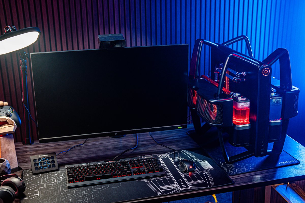 ORIGINPC's tweet image. Ever wondered what the Arachnid would look like on your desk?
Here’s a glimpse into the future. 🕷️ 🖥️