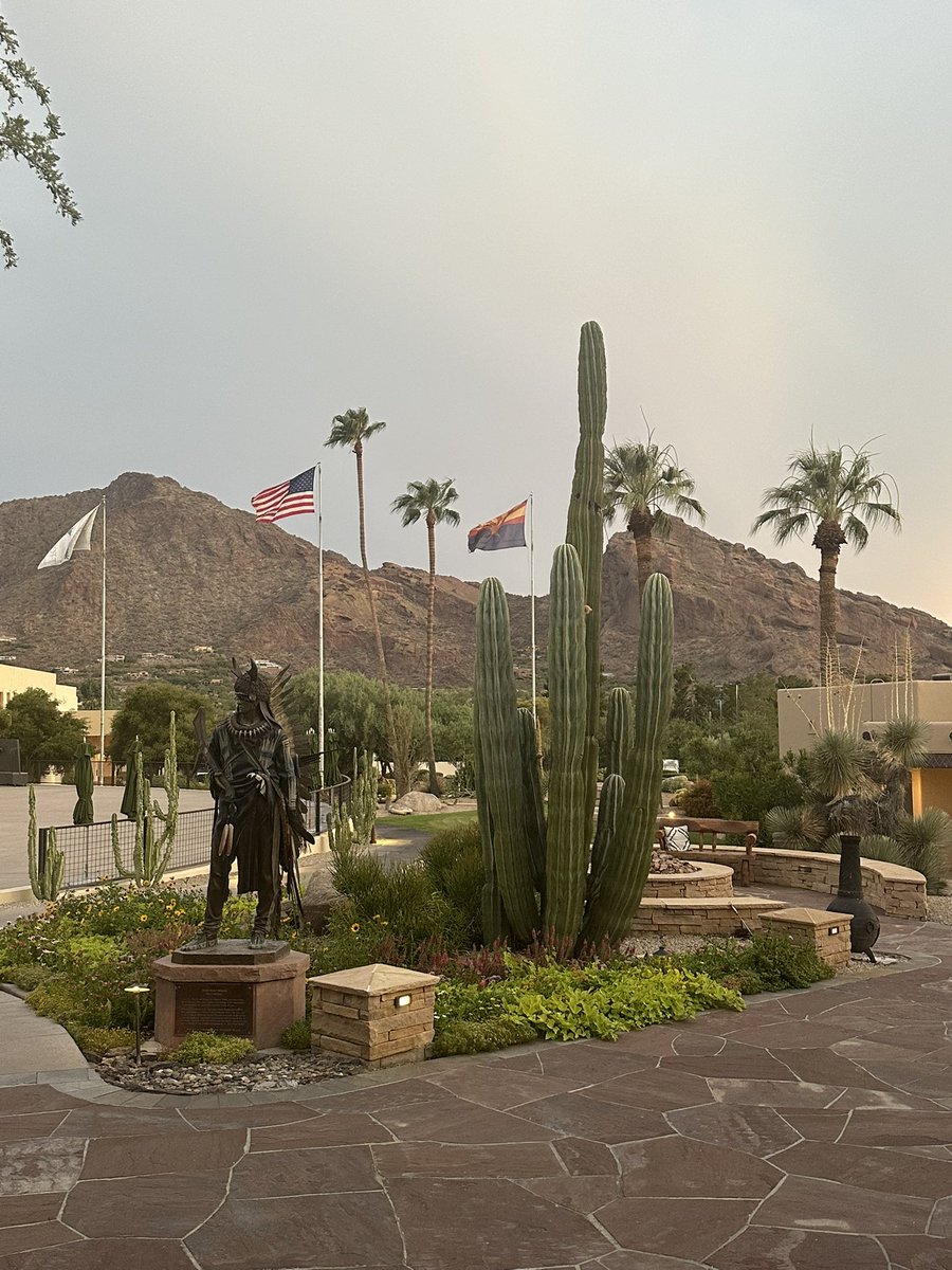 Adios Arizona! It’s been a pleasure!! 💖 #AMLEMiddleLevelInstitute2025 #TeamScottsdale #MagicInTheMiddle