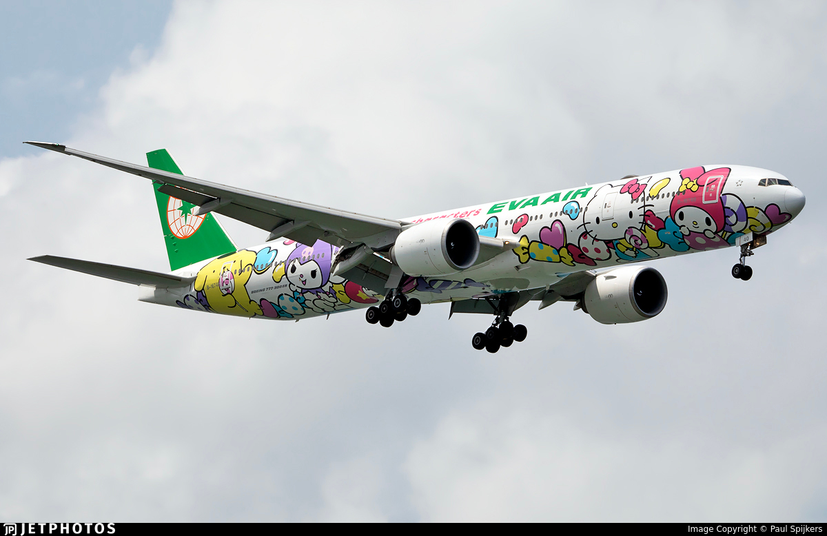 JetPhotos's tweet image. EVA Air’s Sanrio Characters 777 landing in Singapore. jetphotos.com/photo/11762020 © Paul Spijkers