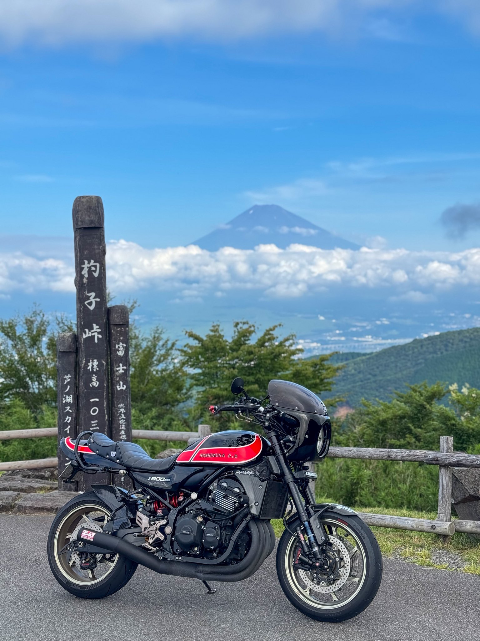やすです やす-zx10r (@yasu_zx10r) / X