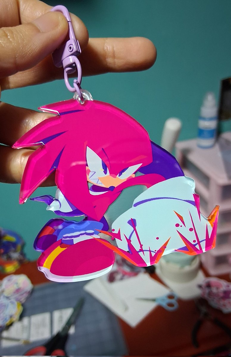 pk_fukuro's tweet image. The colors on Knuckles are really pretty but the leg almost blends in with the body, I may offer him with a discount