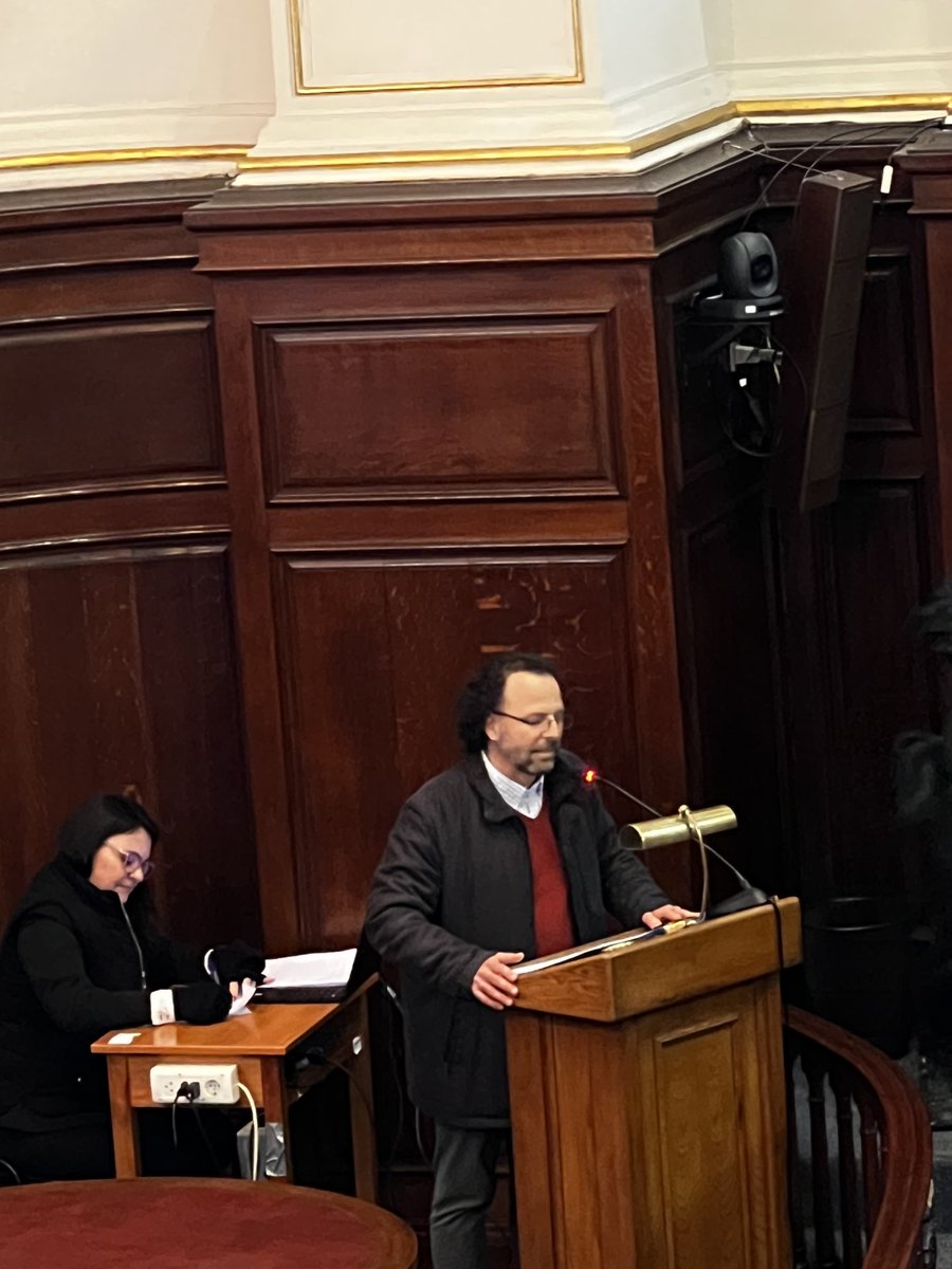 arturobriva's tweet image. El Prof Hector Cancela dirige sus primeras palabras como Rector en ⁦@Udelaruy⁩ . Felicitaciones!, desde ⁦@fmedoficial⁩ vamos a acompañar con todo nuestro esfuerzo y compromiso para que nuestra universidad esté a la altura de los desafíos que plantea el momento actual.