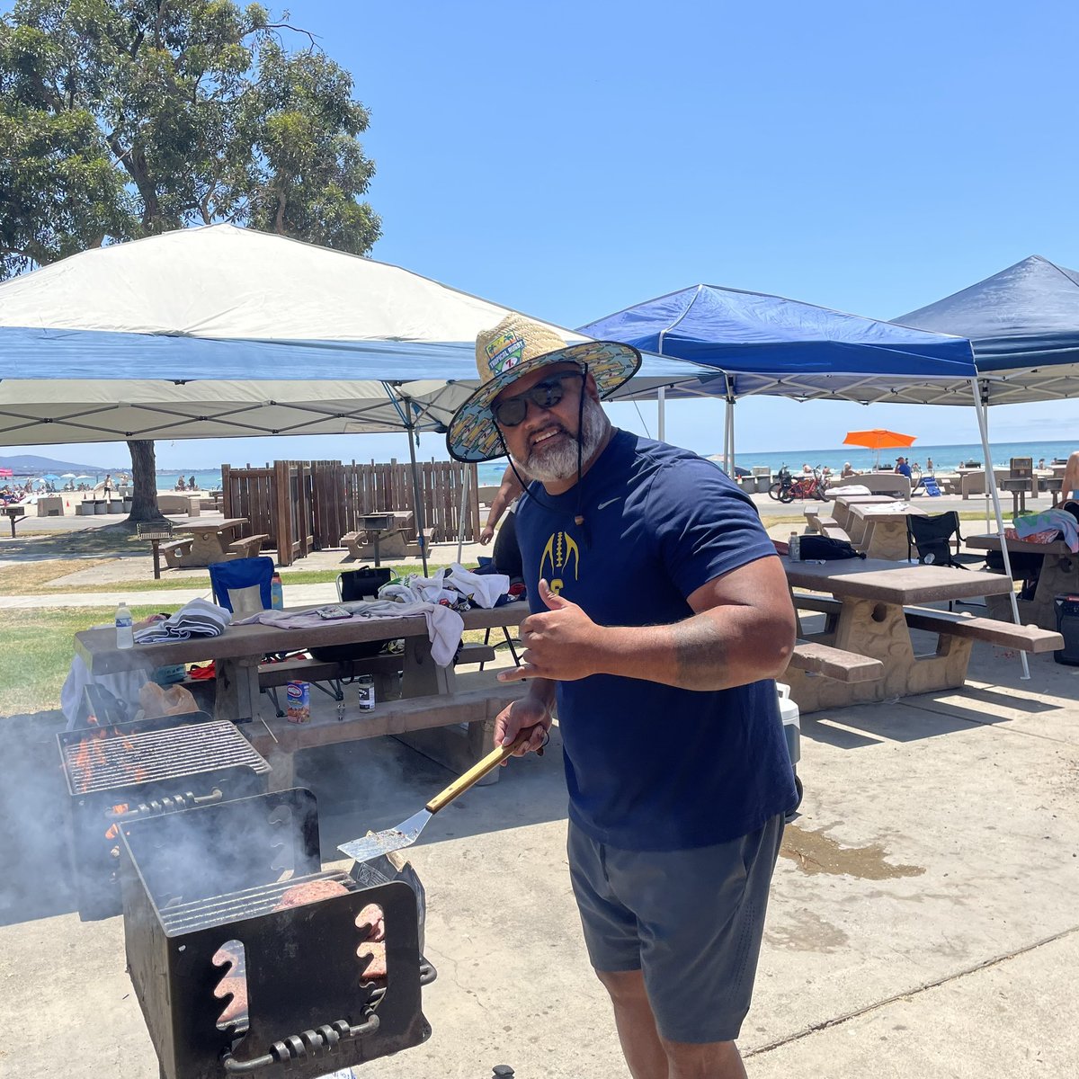 coachcurtis7's tweet image. Great team bbq & beach party today @ Doheny State Beach. Creating lifelong memories and team bonding for the upcoming season! Go, Saints! @CreanFootball TY to Debra Ness & our parent volunteers! Colossians 3:23