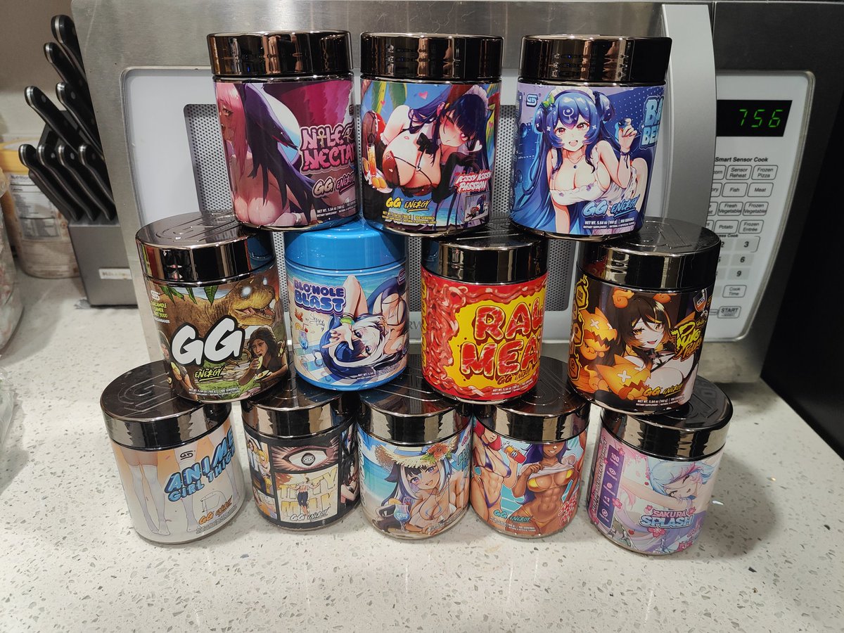 winter_wolve's tweet image. I am currently on my way to my IRL job to be the best security officer doggo. I am staring at the tower of my tower of @GamerSupps flavors I currently own. What to take to work!
I really want to get Buffpups flavor looks hella yummy.
My fav is Anime Girl Thighs what's yours?🥤