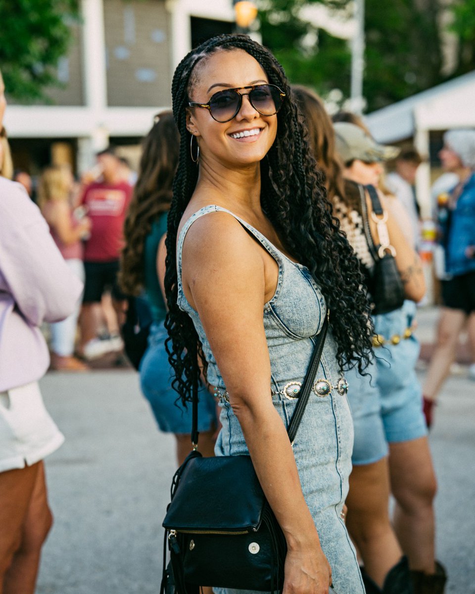 Summerfest's tweet image. Music, memories, and pure joy, what a year it’s been! 🤗🎶✨
📸@ rperg, @ bubbiesoup, @ monjoa_, @ annagraceyphoto