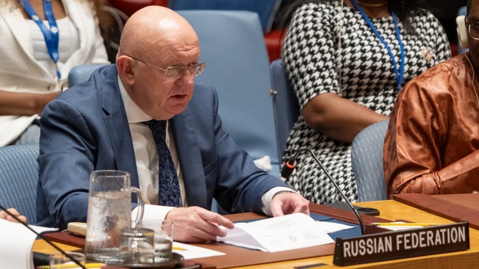 RussiaUN's tweet image. #Nebenzia: The ongoing ground operations by the IDF & artillery shelling throughout the Gaza Strip are creating truly intolerable conditions for the civilian population. We strongly condemn the attacks that have killed & injured civilians.
🔗is.gd/CTAFB1