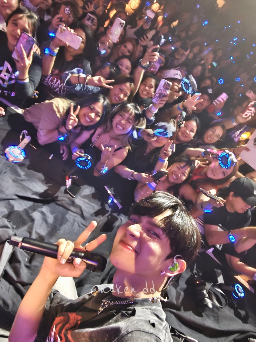 Auken_dd's tweet photo. From SF ➡️ LA, kotang kota sa pagmamahal mo Jah 🫶🏽

Save nyo nalang kung nahagip kayo mga kamaisan lol 🌽

SB19 ROCKS THE US STAGE
SB19 LIGHTS UP ANAHEIM

@justintdedios #SB19_JUSTIN
@SB19Official
#SaWWorldTourLA https://t.co/Qyf6fn9qAO