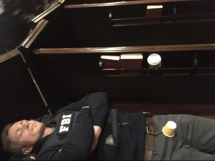 isdexback's tweet image. “i asked chatgpt” “i asked meta ai” yeah well i asked wilson bethel and he fell tf to sleep
