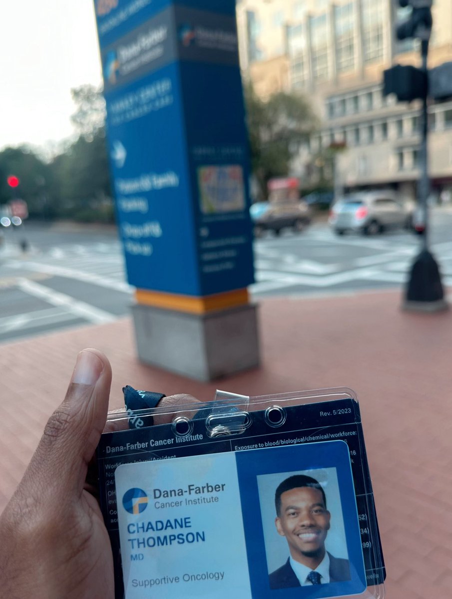 CThompson_MD's tweet image. Such an enriching past week immersing in this new experience as a palliative care fellow! I’m fortunate to be able to merge my oncology and palliative care interests, providing care in a world-class academic setting. Excited to continue exploring this specialty! #SuppOnc #PallOnc