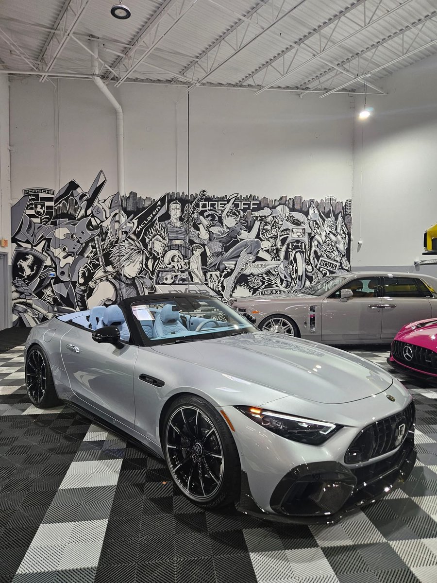 AltAssetKing's tweet image. Impulse buy of the day. Brand new SL63 by Brabus.
1 of 2, Brabus VIN.
Super unique interior color.
Very firmly not an investment car to be clear.