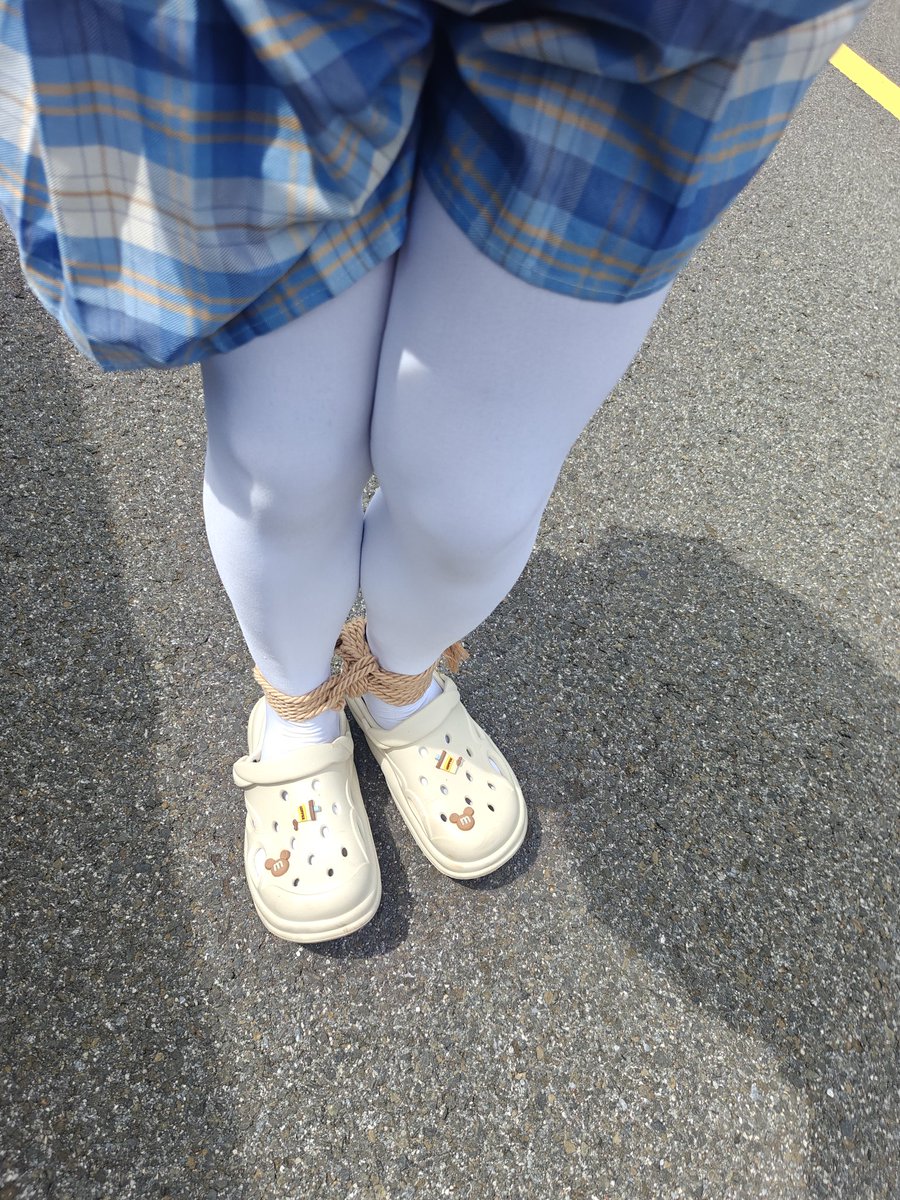 bdsm0898's tweet photo. 马路上发现一只被捆着的狗狗抓到车里玩
#捆绑外出 #裙子 #bdsmِ #自缚 #露出 #窒息play https://t.co/VmEKmOJn39