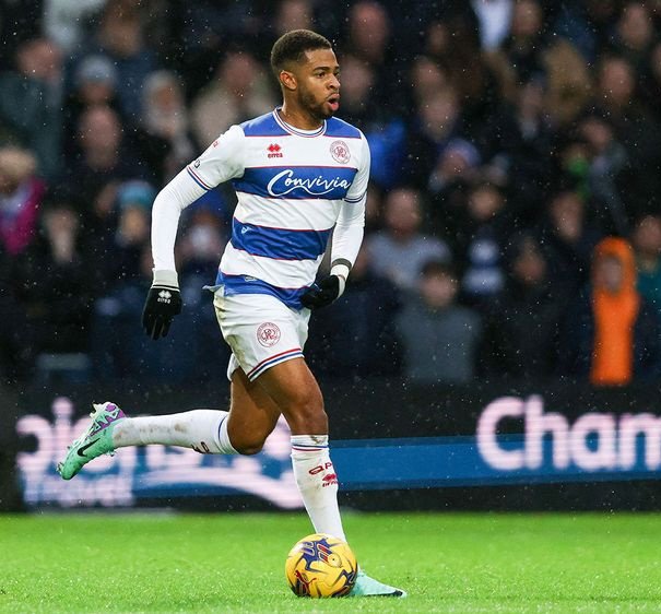 WFCBagnall's tweet image. Second trialist possibly QPR midfielder Elijah Dixon-Bonner? #saddlers #qpr