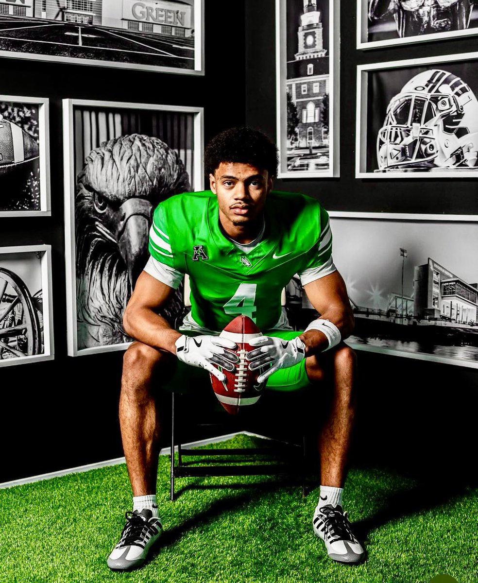 dorner_doug's tweet image. 🦅🟢⚪️🏈 TEAM110 GMG! #4
Cam Dorner