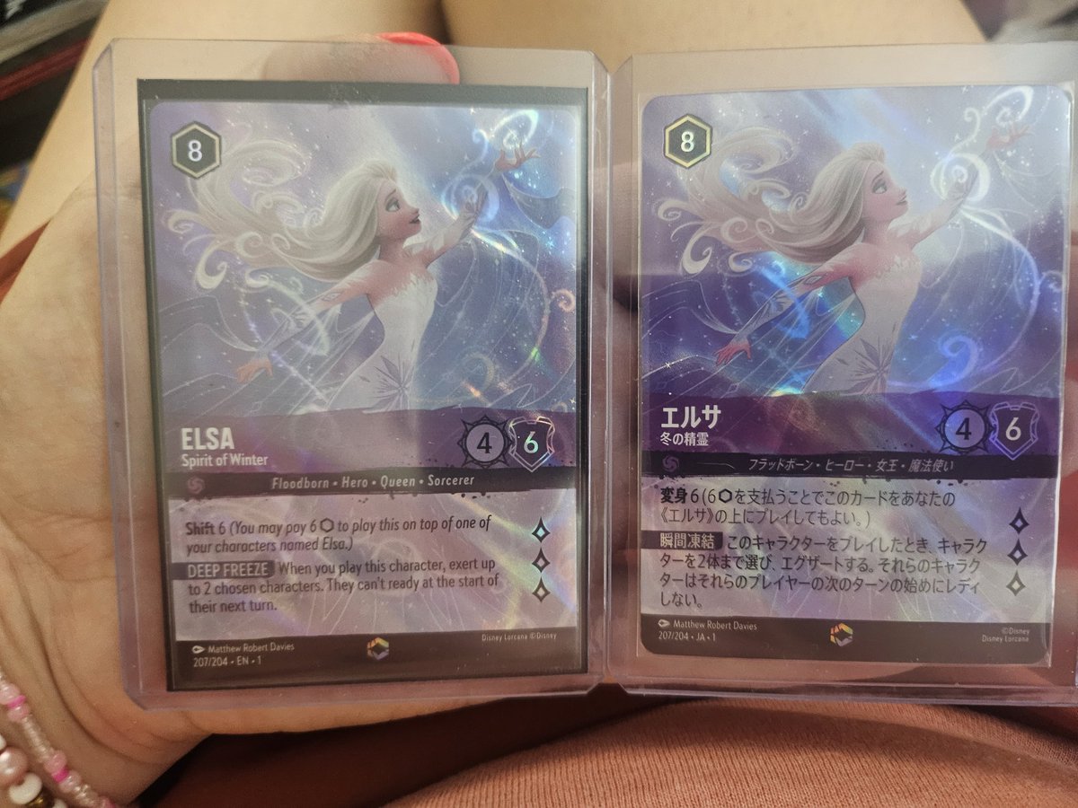 Asylumsaint's tweet image. Got 2 boxes of JA First Chapter Lorcana. First box was not too good and really only had "A Whole New World", second box had Maui and.... ENCHANTED ELSA (๑♡ ⌓♡๑). Now I have NA and JA Enchanted Elsa!
#DisneyLorcana