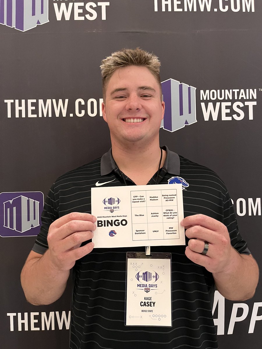 BroncoSportsFB's tweet image. Before ➡️ After
@MountainWest Media Day 𝗕𝗜𝗡𝗚𝗢 ☑️
#BleedBlue | #BuiltDifferent