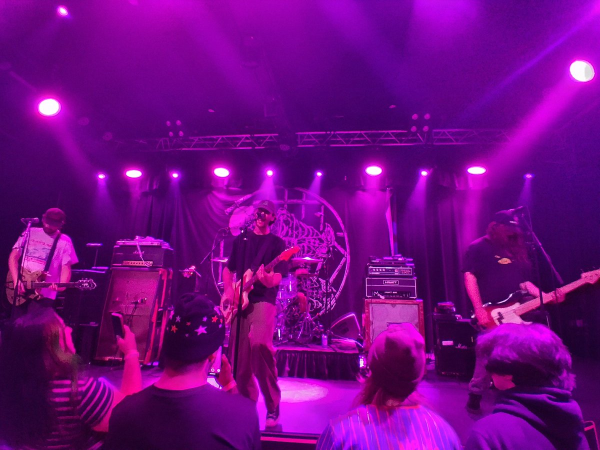 I didn't do my due diligence in listening to Dear Seattle before the show but they are fucking amazing. Wish I was able to sing along and fingerpoint