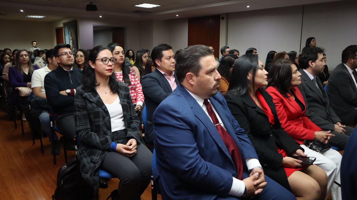 Corte Nacional de Justicia (@cortenacional) on Twitter photo 👨🏻⚖️👩🏻⚖️📚 #PublicaciónCNJ| En la <a href="/CorteNacional/">Corte Nacional de Justicia</a> de Justicia se desarrolló el conversatorio y presentación del libro: “La justificación del Ius Puniendi estatal en los delitos de femicidio. Análisis dogmático y político criminal”, de autoría de la Dra. Dayán Argüello Veintimilla, 👨🏻⚖️👩🏻⚖️📚 #PublicaciónCNJ| En la <a href="/CorteNacional/">Corte Nacional de Justicia</a> de Justicia se desarrolló el conversatorio y presentación del libro: “La justificación del Ius Puniendi estatal en los delitos de femicidio. Análisis dogmático y político criminal”, de autoría de la Dra. Dayán Argüello Veintimilla,