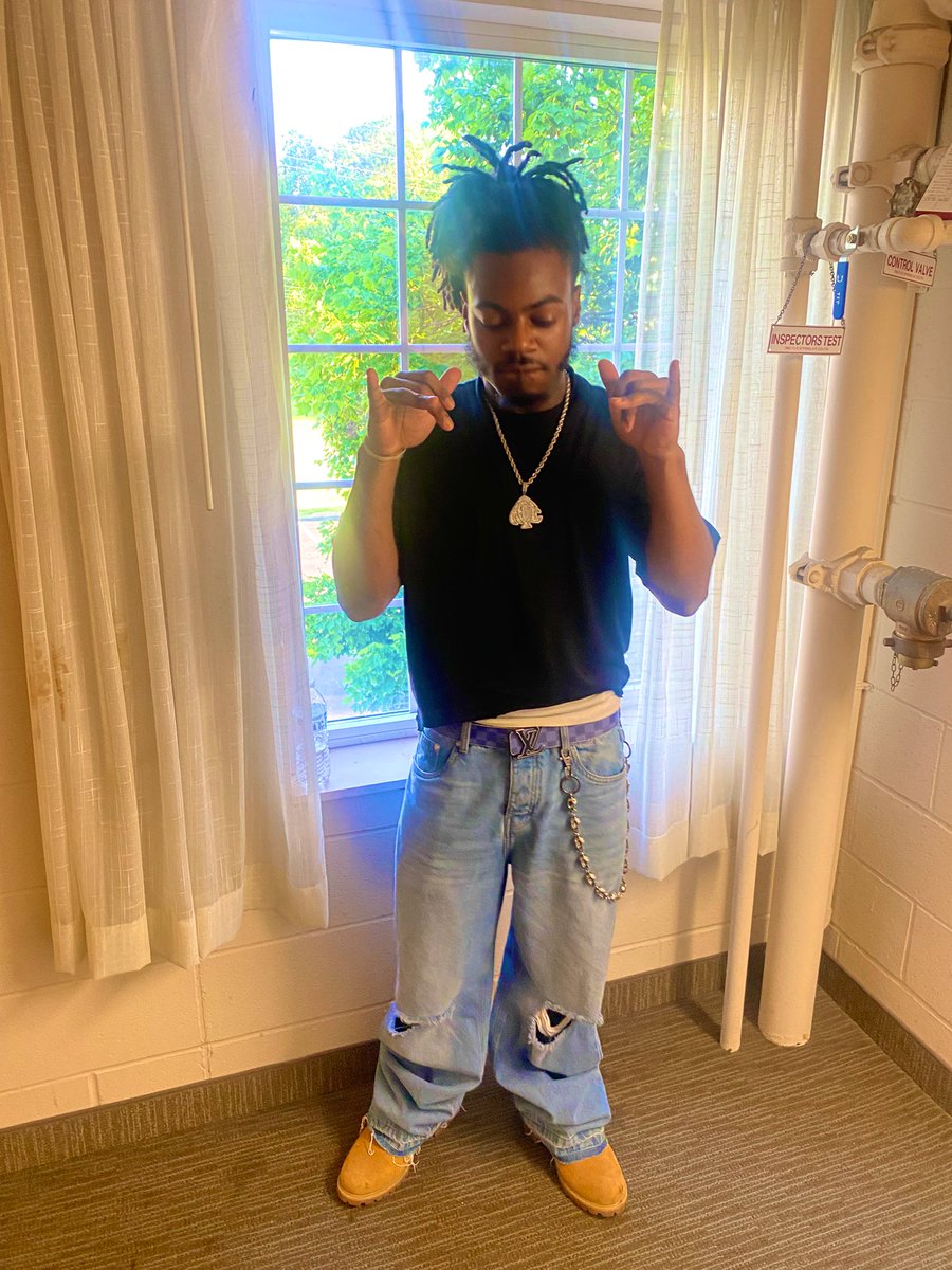 TrapSo8200's tweet photo. 😉 https://t.co/CFsXcu2sk4