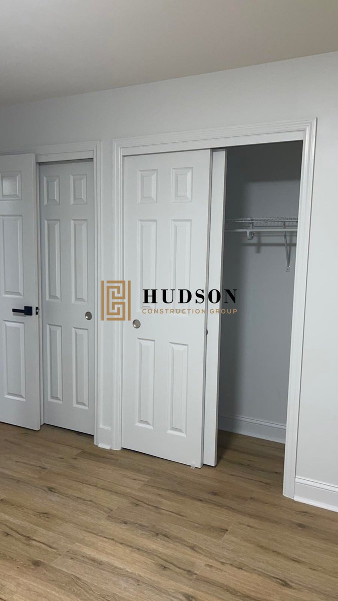 HudsonGroup's tweet photo. Step into serenity 🌙✨! The crisp white sliding closet doors, stunning floor renovation, and sleek bathroom and bedroom doors all come together to create a peaceful retreat. 🌟 Hudson Construction Group brings your vision to life! 💡

#RenovationInspo #fyp #foryou #renovation https://t.co/fE3BJxMsGY