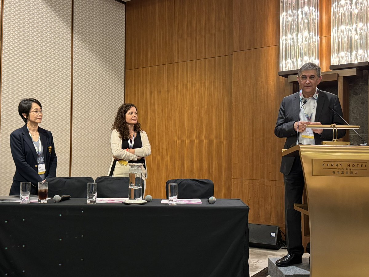 herbloong's tweet image. We are about to #kickoff the @myESMO #AdvancedCourse in #DrugDevelopment in #HongKong 🇭🇰 before the start of #ESMOTATAsia25!
Wonderful weather to help spice up our discussions indoors 😃
@danieltanmd @apoddc @CUHKMedicine @lilliansiu1 @ttawasapon @DrHongchengZhu #PJVoon and…