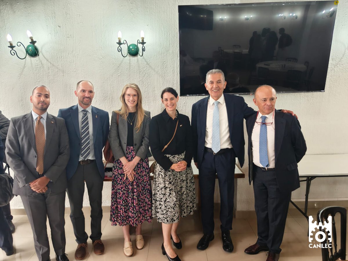 Hoy en nuestra Reunión Mensual de Afiliados
Nuevo afiliado: ¡Bienvenida a Arrenda Unicco! Con más de 10 mil clientes en México y sólida trayectoria en soluciones financieras para el sector
Colaboración internacional: Sesión con Sarah Ireland, Embajadora de Nueva Zelanda en México