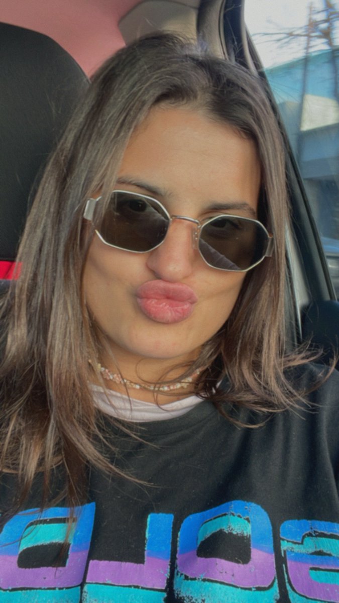 TazzyZap's tweet image. Pretty chilly in #adelaide lately and you know what the cold do, it makes you lonely and crave for some cuddles lol ☁️