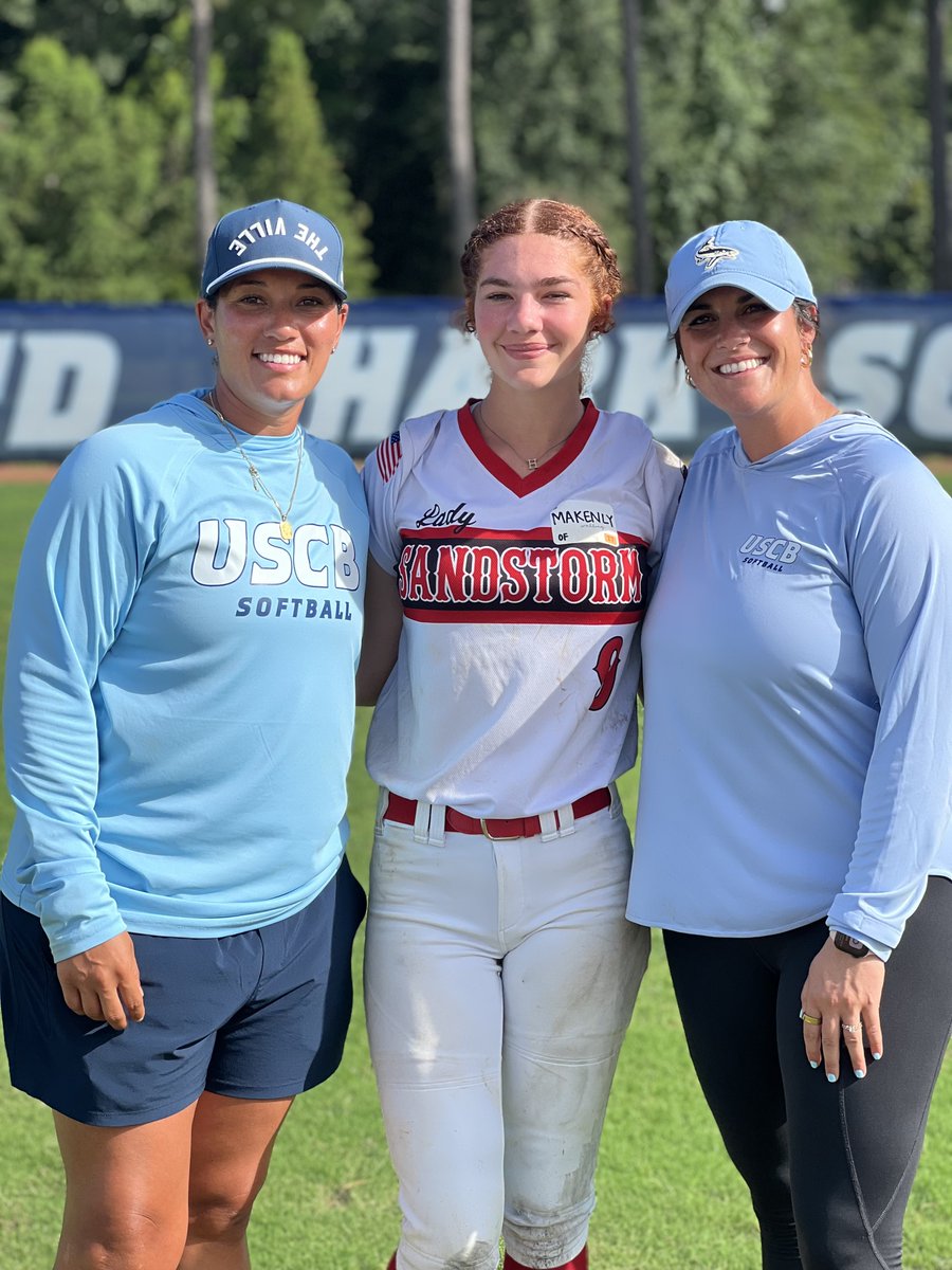 🔥 Back-to-Back Dominance 🔥
Mia was locked in today at the Claflin University Softball Camp — showing out with hustle, heart, and high-level play! 💪🥎
And yesterday, Makenley brought the 🔥 at the USC Beaufort camp — making a name for herself with standout performances all day!