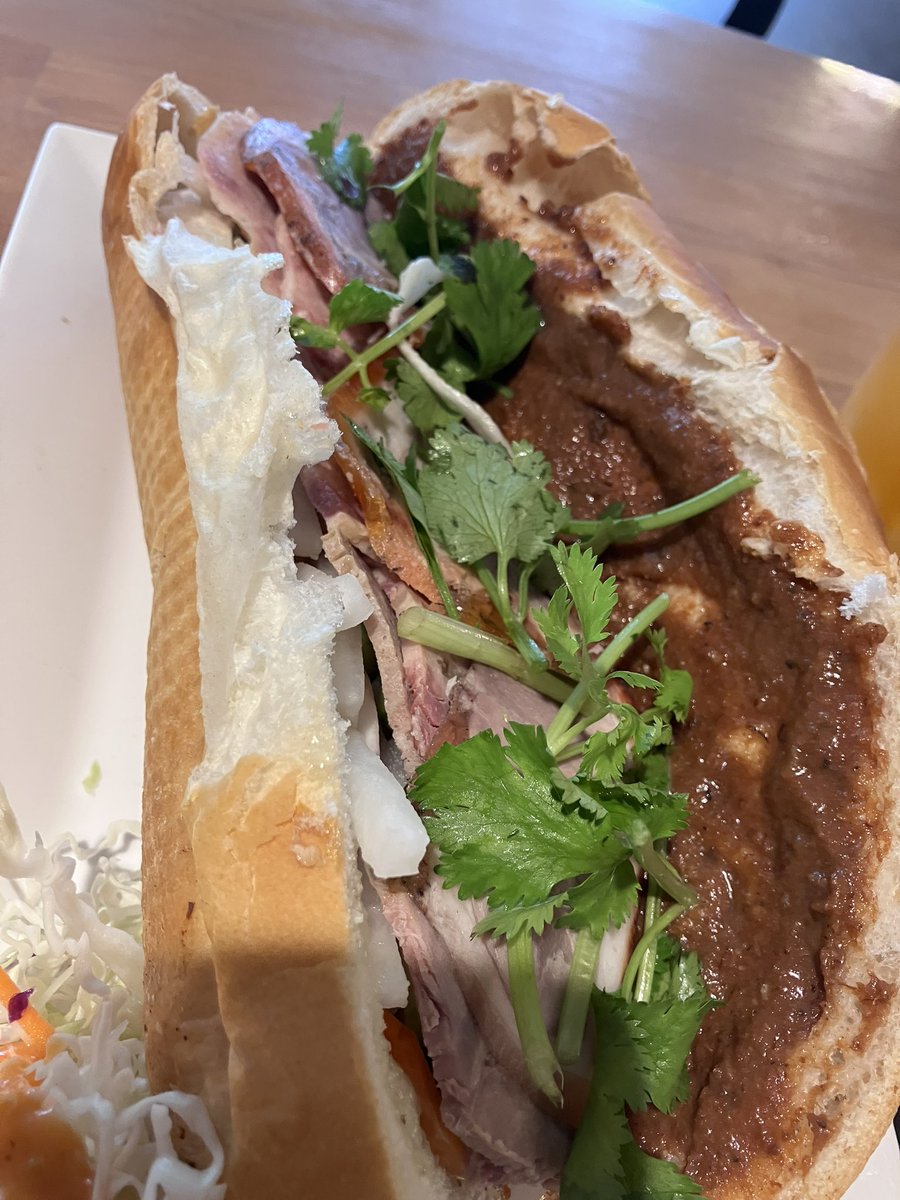 One of my favourite Sandwich places in Winnipeg #チョコプロごはん #CHOCOPROEATS #banhmi