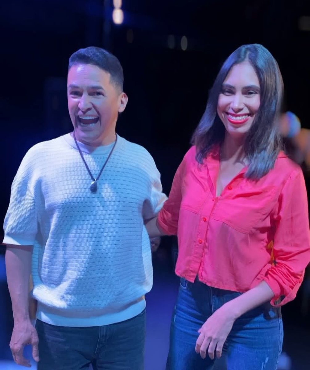 Me alegra mucho que <a href="/AndreinaGalvezC/">ANDREINA GALVEZ</a> fuese la primera periodista en tener acceso a la estatua de cera de Jorgito.