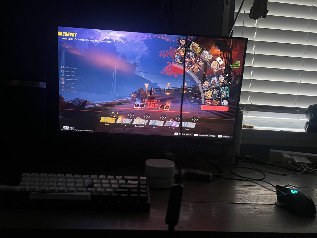amadien_'s tweet image. just learned my teammate does not use a mousepad...
someone please help him @DaesFPS