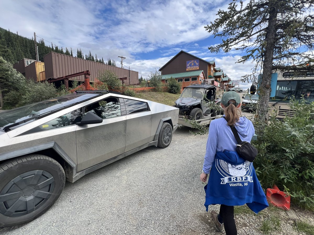 FoxyAK1's tweet image. Can’t wait to get a truck! Denali, Alaska!
@elonmusk @Tesla @Teslaconomics
