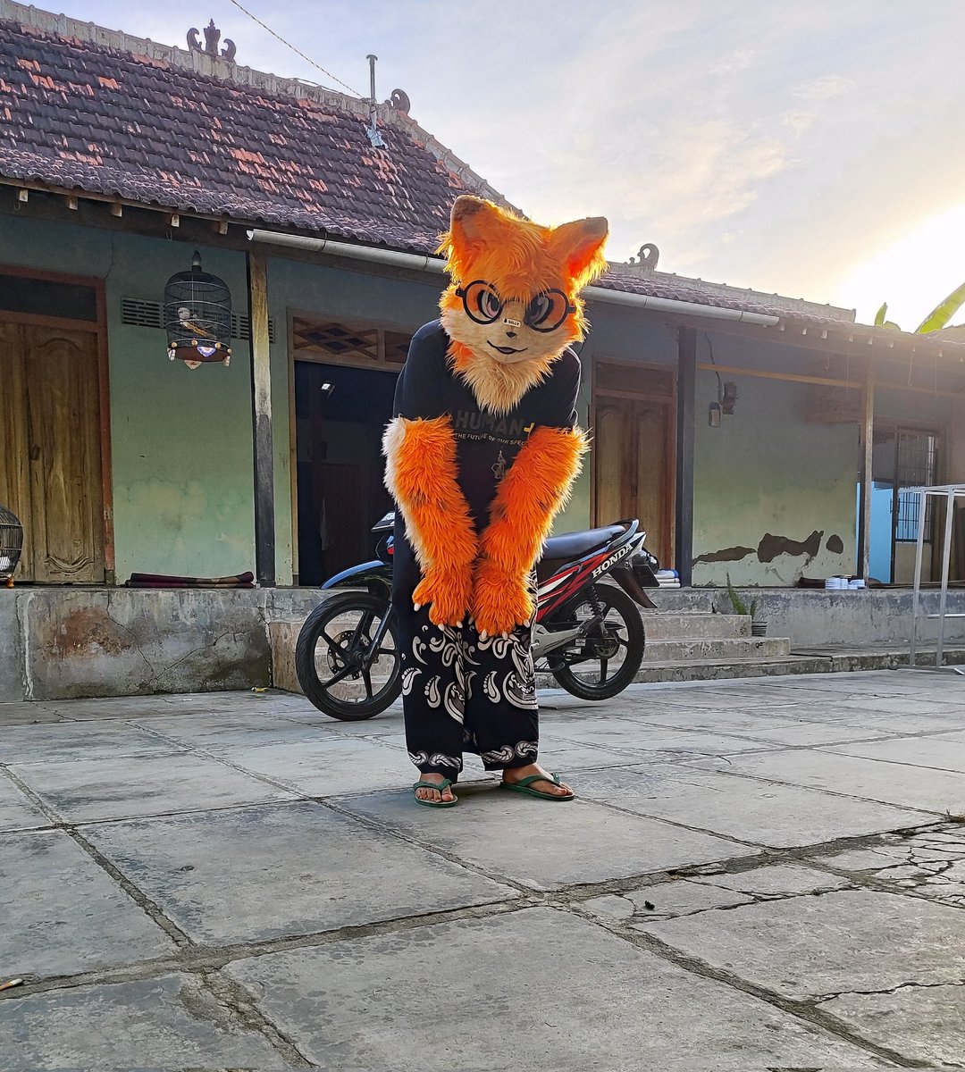 KimaCats_'s tweet image. Cuz of sick, Forgot to announce ayy

Me arrived at my grandpa&apos;s house 🐾