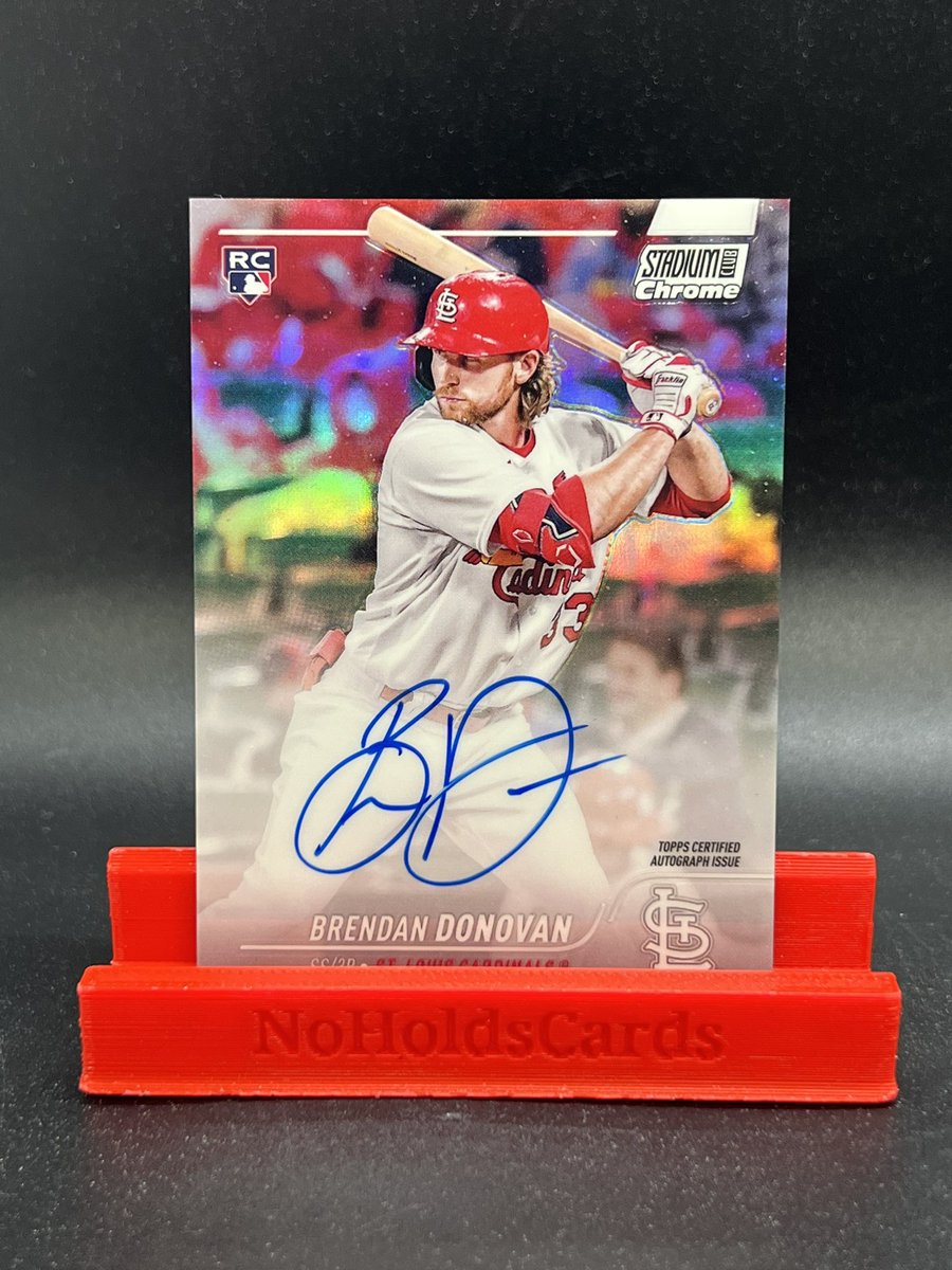 #NOHOLDSALE🐻 

$50

BRENDAN DONOVAN STADIUM CLUB REFRACTOR ROOKIE AUTO

Reposts and Tags Appreciated 🤝