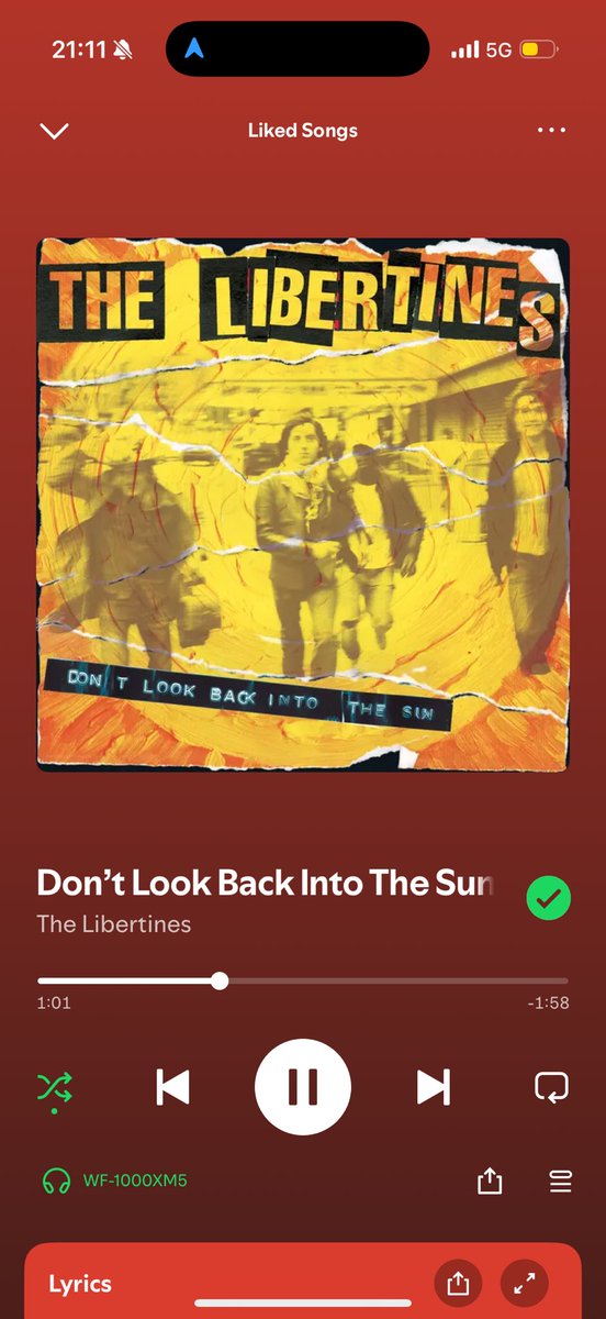 Kayvanmd's tweet image. If you grew up in England in the early 2000s this song had an inescapable chokehold on you.