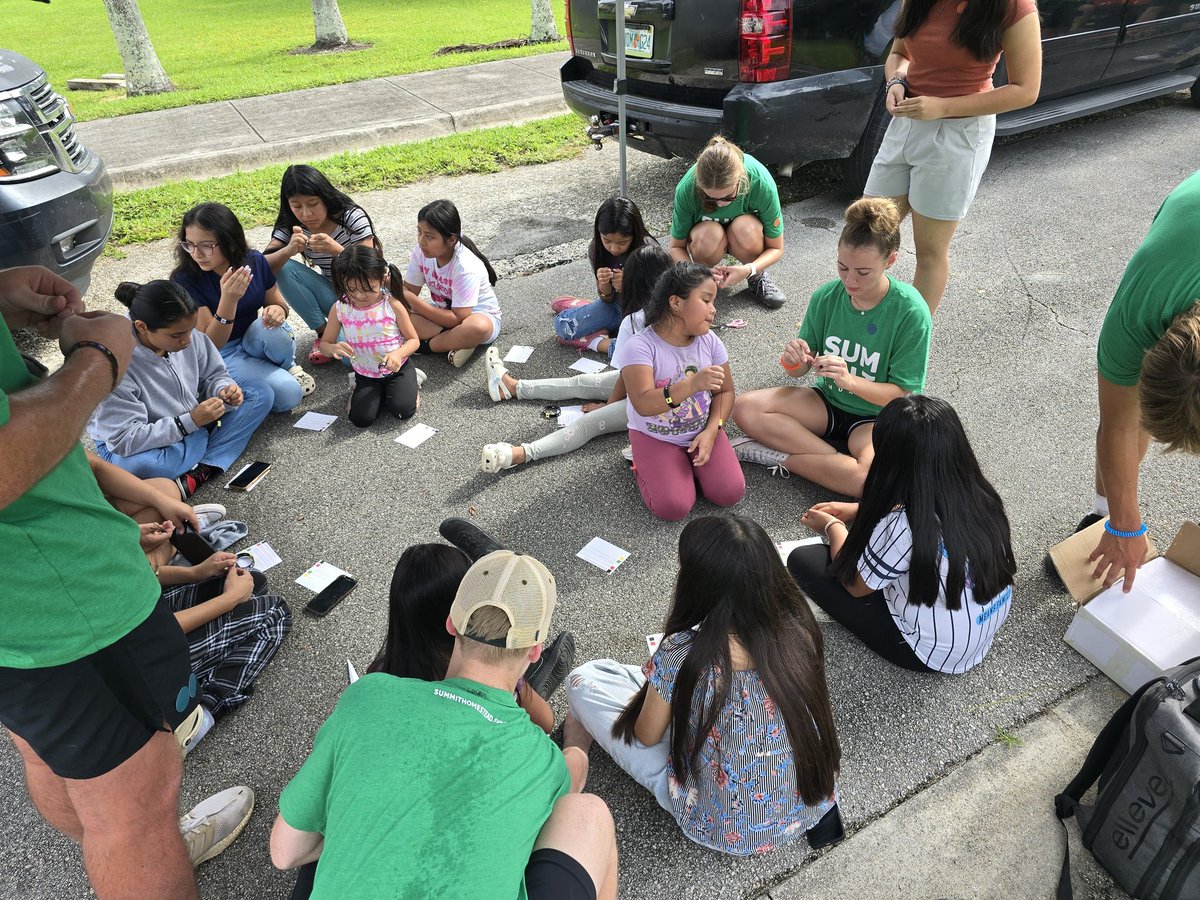 mdcpsmigrant's tweet image. Our students at Everglades Center enjoyed the activities they did with our visitors from Summit Church.

#YourBestChoiceMDCPS
#Summer305 #SYIP2025
@SuptDotres
@MDCPSTitleI
@MDCPS
#ThankYou @SummitChurch