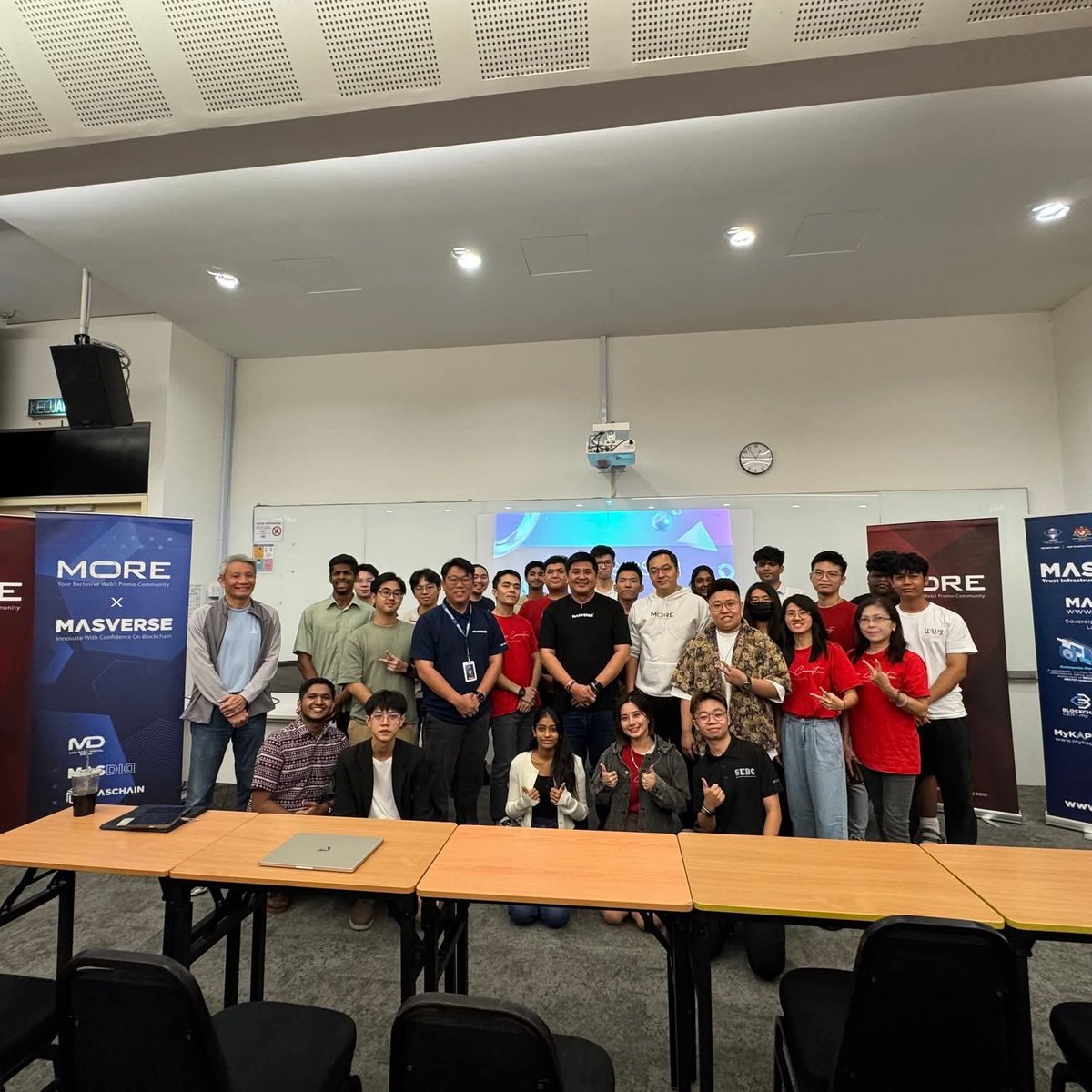 MORE Web3 Community tweet media