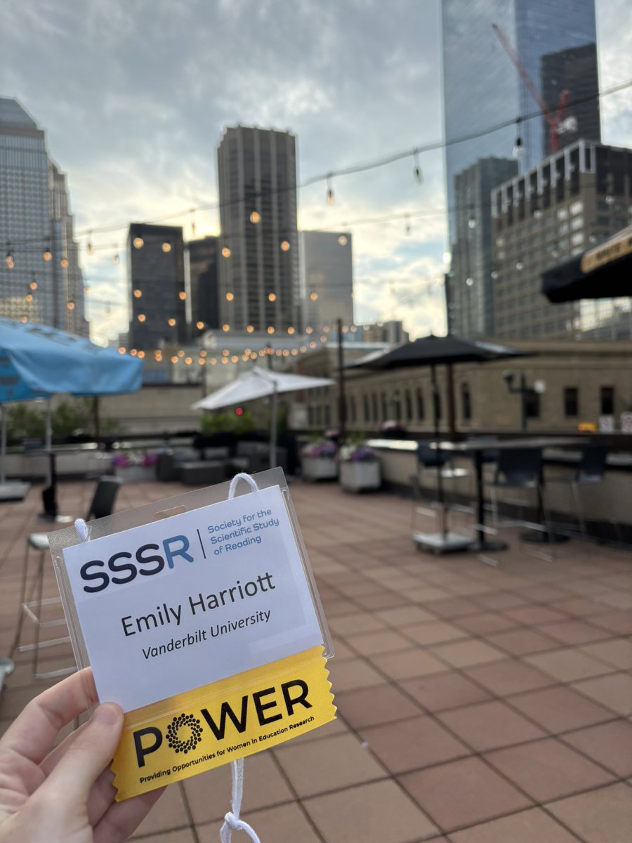 EmilyH107's tweet image. phenomenal “day 1” (preconference) at @SSSReading 2025!! made some friends, learned a lot, so excited for tomorrow!! 🤓📚🧠 #SSSR2025