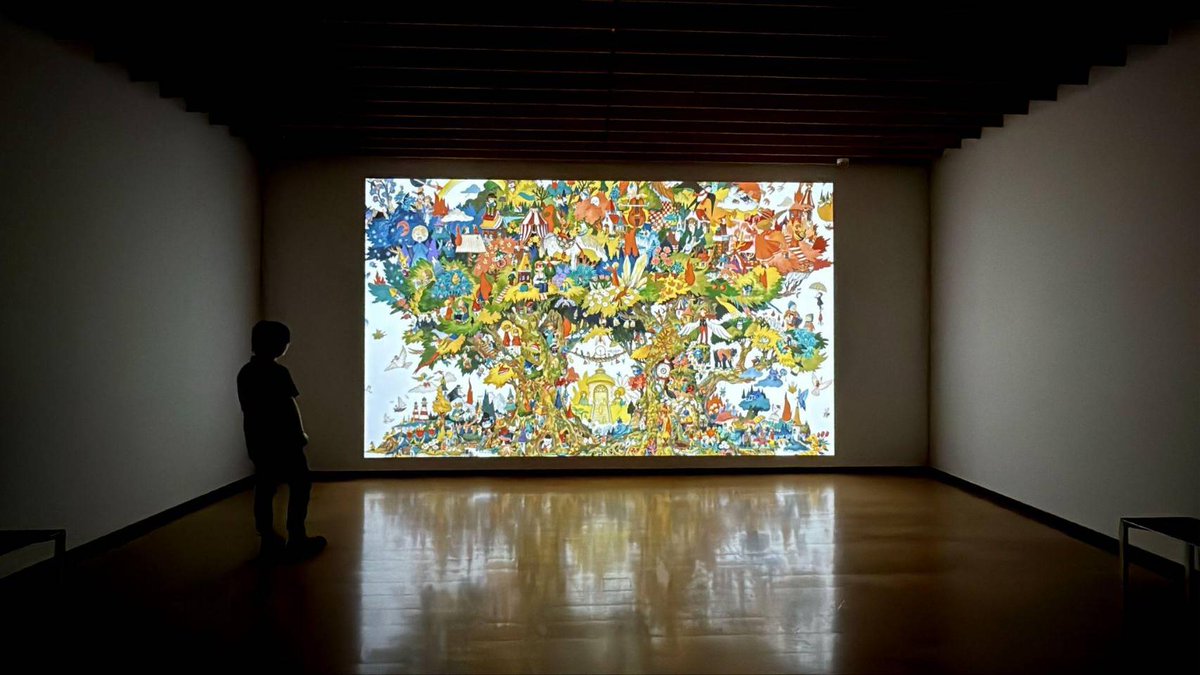 BROS_1991's tweet image. ◤ ̄ ̄ ̄ ̄ ̄ ̄ ̄ ̄ ̄ ̄ ̄ ̄ ̄ ̄
#長崎県美術館 特別展示
「クスノキ/福山雅治×junaida」
______________◢
発表から11年の時を経て新録された
#福山雅治 の楽曲「#クスノキ_500年の風に吹かれて」のアニメーション作品を特別上映中!
📍常設展示室第4室
🗓〜2025/8/31(日)…