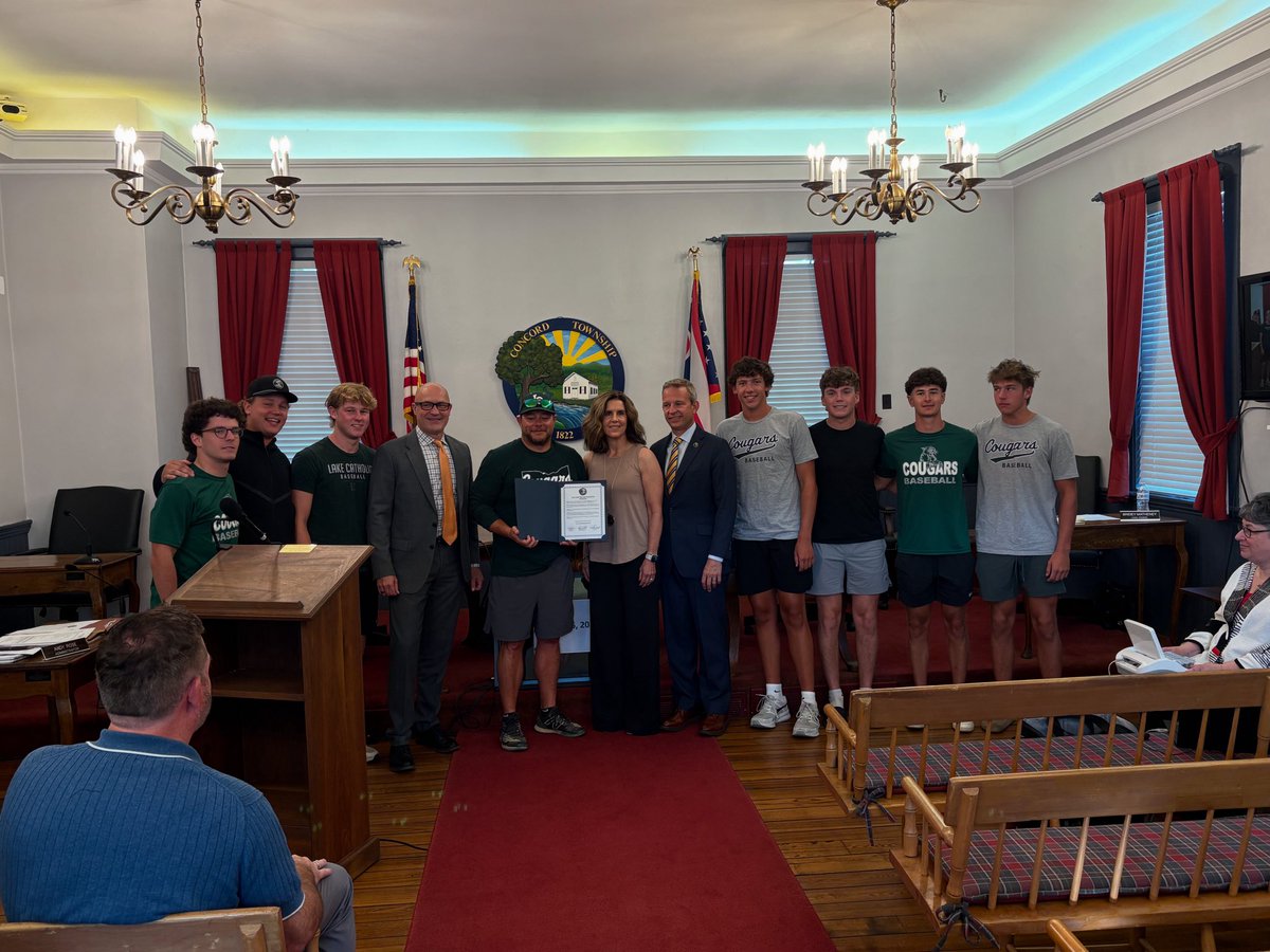 LCCougarBASE's tweet image. Thank you to the Concord Township Trustees for the proclamation honoring the 2025 State Championship Lake Catholic boys baseball team! @lccougarsad @lakecatholic