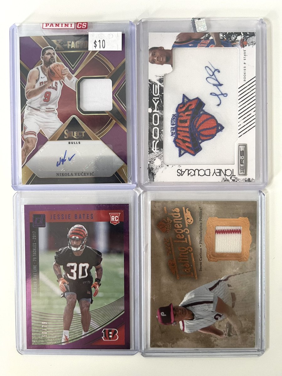 #NOHOLDSALE🐻 

$7 EACH

Vuc /99
Douglas /379
Bates /79
Carlton Game Worn 

Reposts and Tags Appreciated 🤝