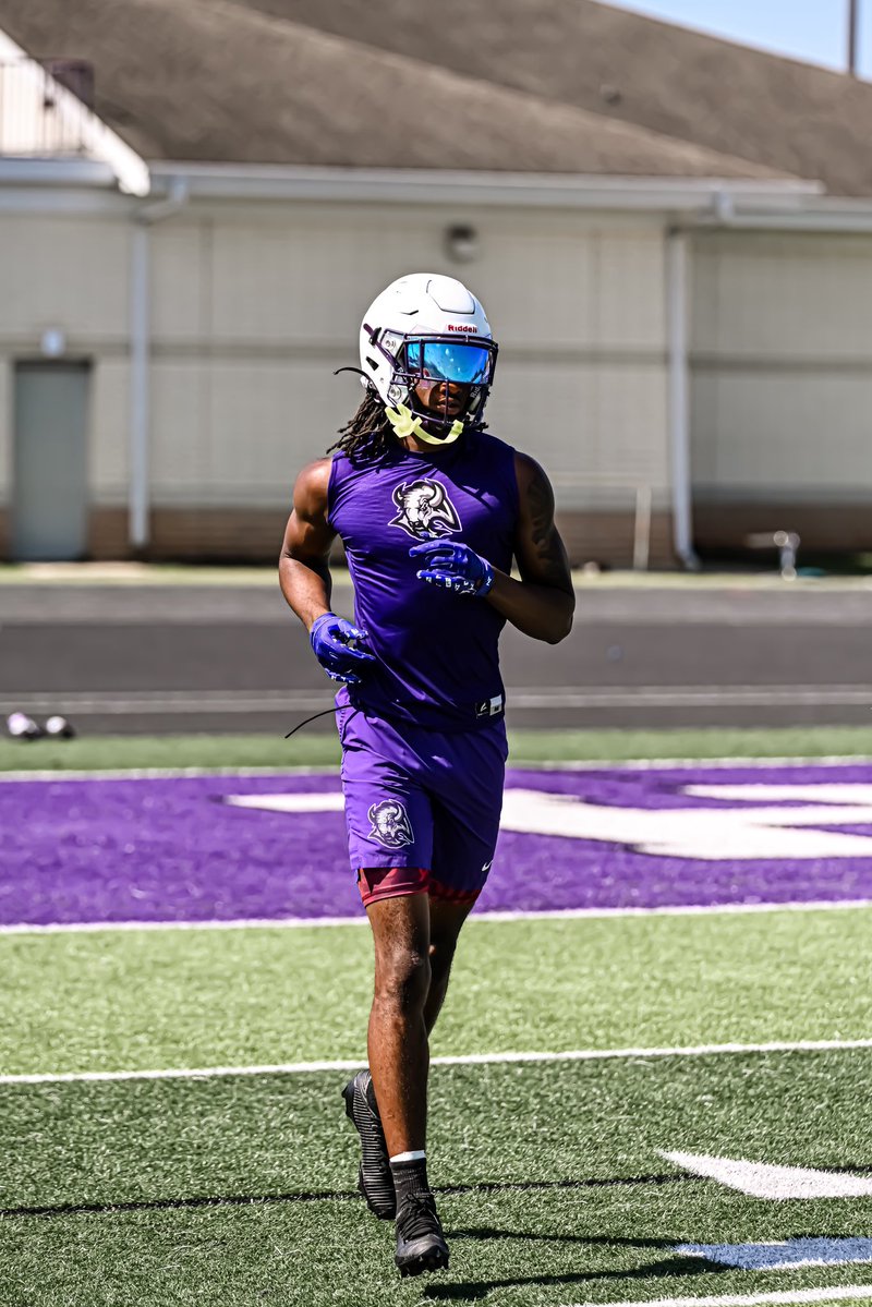 johnnymoody_3's tweet image. Back to business fall camp soon!!
@AHParkerFootba1 @CoachWarren23 @CoachL__ @CD_Daniels2