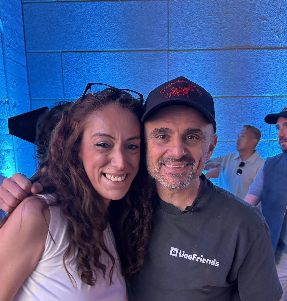 statuette.base.eth (@cryptostatuette) on Twitter photo So happy I finally got to hug one of my favorite people in the space and thank him for years of inspiration. 💙 <a href="/garyvee/">Gary Vaynerchuk</a> So happy I finally got to hug one of my favorite people in the space and thank him for years of inspiration. 💙 <a href="/garyvee/">Gary Vaynerchuk</a>
