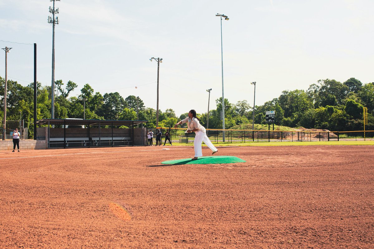 Frank Scott, Jr. (@frankscottjr) on Twitter photo #GrowingForwardLR—Yesterday we celebrated the grand reopening of the West Central Baseball Complex after $1.4M in American Rescue Plan Act-funded improvements. Thanks to <a href="/LRParksRec/">Little Rock Parks & Recreation</a> team and Ward 6 Director Andrea Lewis for the event highlighting youth opportunities in our City. #GrowingForwardLR—Yesterday we celebrated the grand reopening of the West Central Baseball Complex after $1.4M in American Rescue Plan Act-funded improvements. Thanks to <a href="/LRParksRec/">Little Rock Parks & Recreation</a> team and Ward 6 Director Andrea Lewis for the event highlighting youth opportunities in our City.