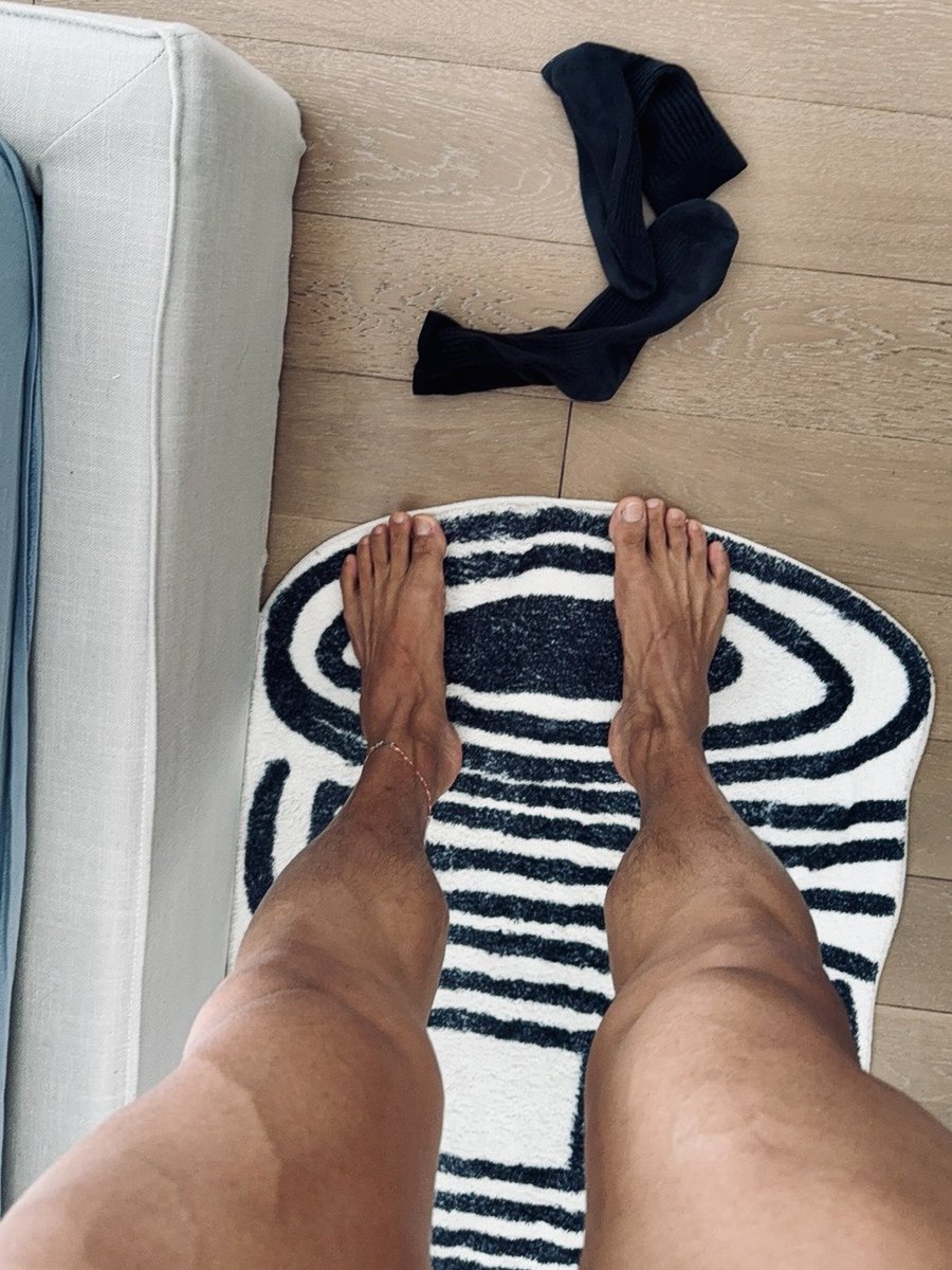 给你一坨子 tweet media