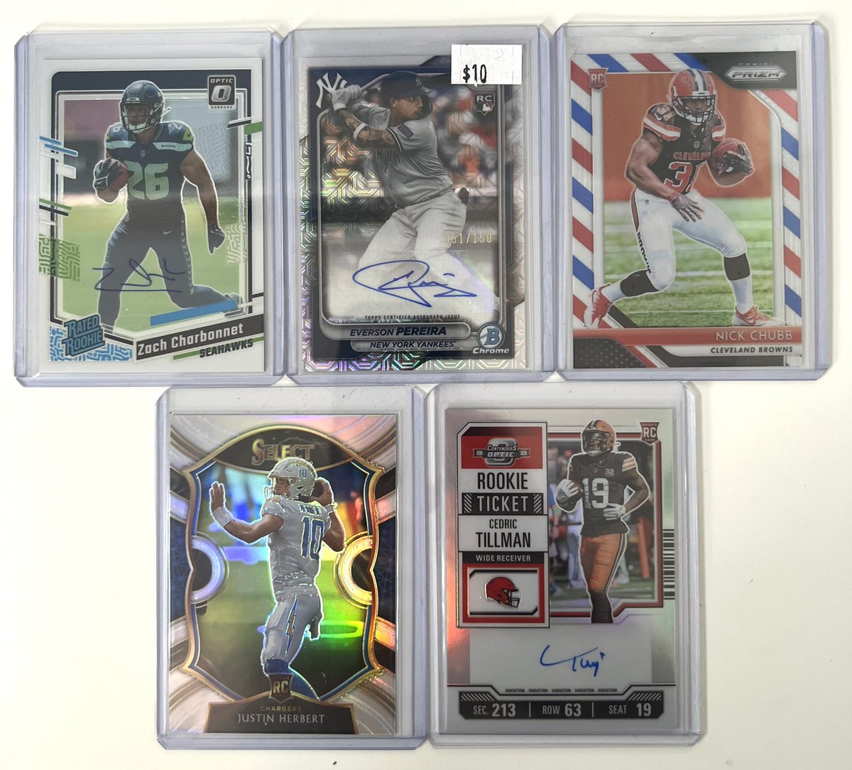 #NOHOLDSALE🐻 

$10 EACH

Charbonnet /199
Pereira /150
RWB Chubb
Silver Herbert and Tillman 

Reposts and Tags Appreciated 🤝