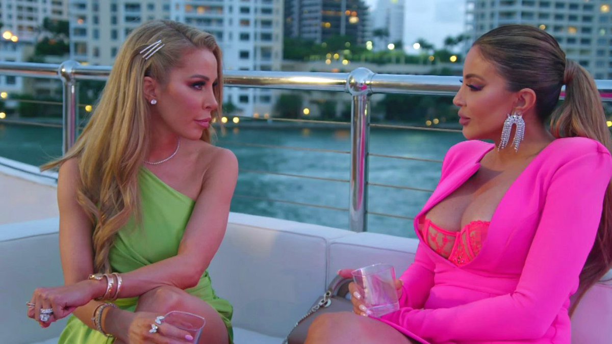I need them to make up, I miss team Barbie 😭💔 #RHOM