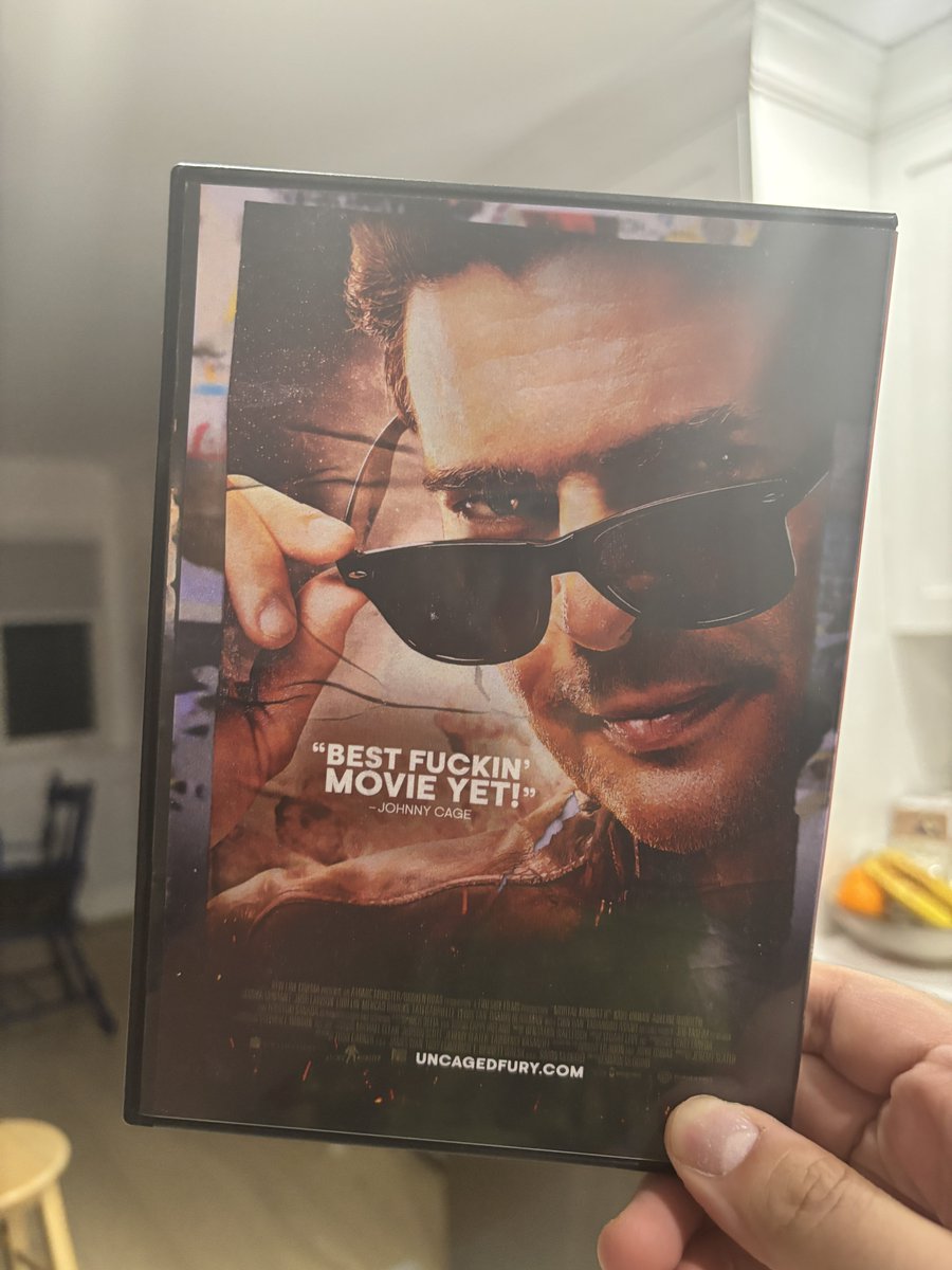 CabooseEK's tweet image. Huge thanks to @warnerbros for the MKII care package!! So hyped for the trailer tomorrow 🙌🙌