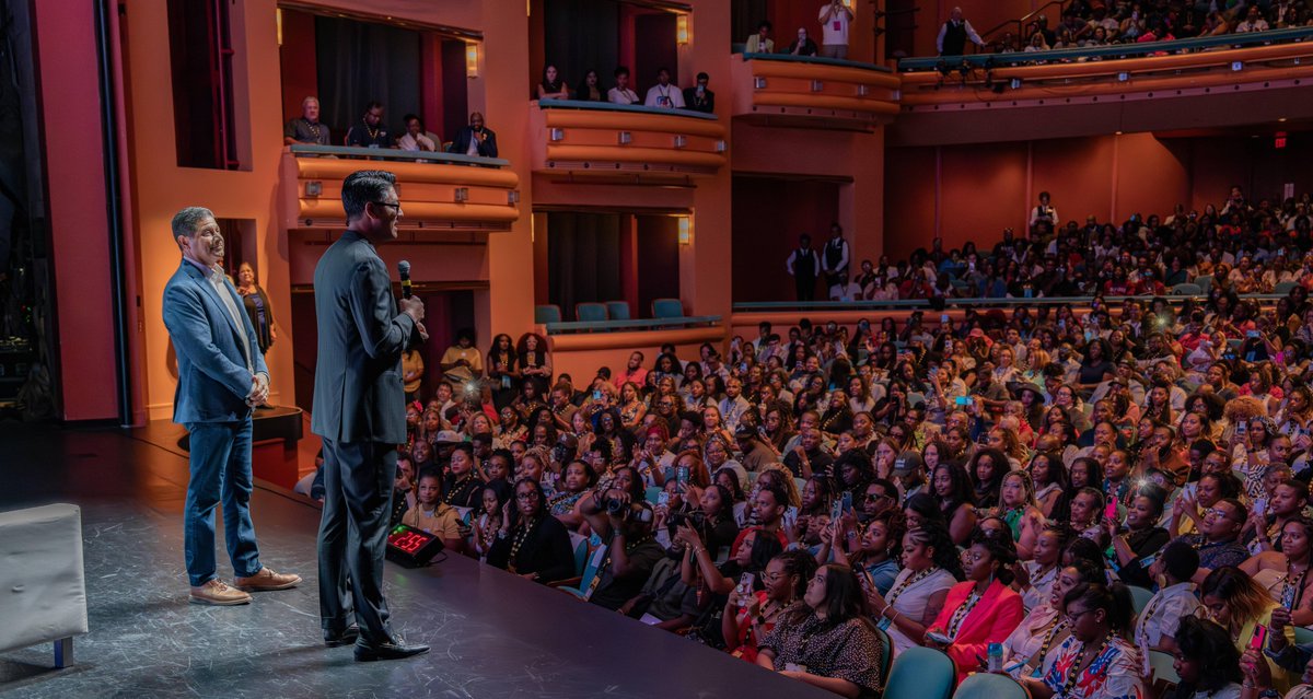 nauseef's tweet image. The energy at @blacktechweek is proof that Ohio continues to be a destination for diverse tech talent and innovative businesses.
Since 2017, @lightshipfound has guided over 200 companies led by women, founders of color, and diverse entrepreneurs to more than $400 million in…
